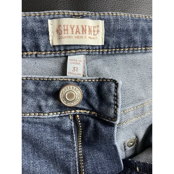 SHYANNE 31W 32.5L Flare Jeans‎ Embroidered Floral Stretch Boho Western Bootcut - Picture 3 of 11